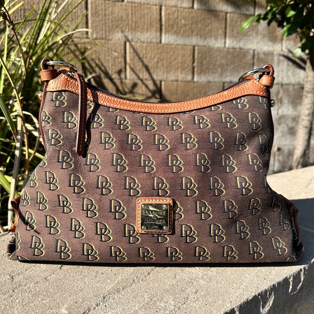 🤎 Dooney & Burke Purse - EXCELLENT shape